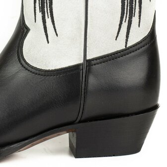 Mayura Boots WINGS 2666 Black White  Women&#039;s Western Boots Ornamental Stitching Pointed Nose Sloping Heel Smooth And Sue