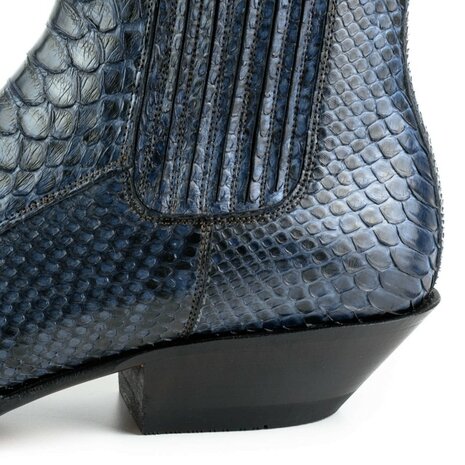 Mayura Boots 2575 Marine Blauw Python Spitse Western Heren Enkellaars Schuine Hak Elastiek Sluiting  Detail  Hak